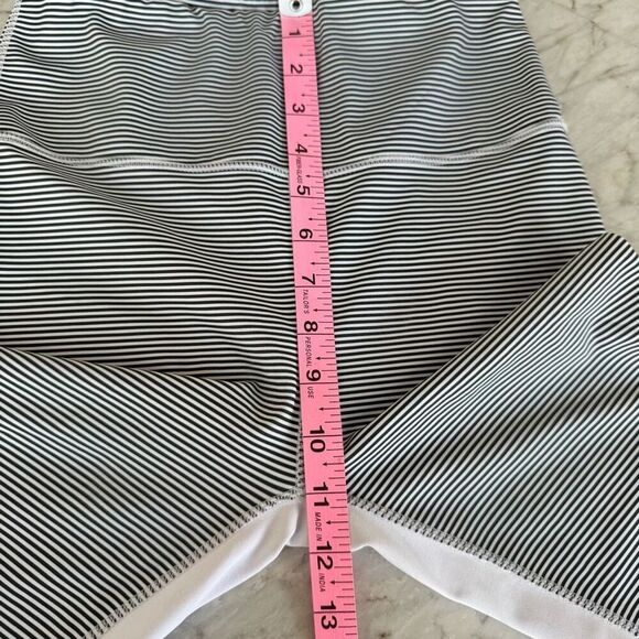 All Fenix Size Small Black White Striped leggings - Picture 6 of 8